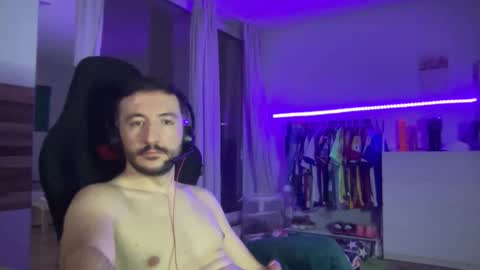 cachonlolo31 online show from September 2025 05:35:02 PM