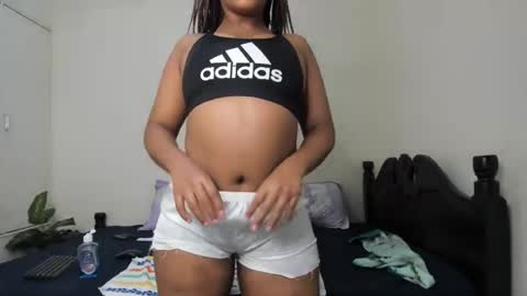 Snapshot of kinkylyla chatting on January 2025 10:03:01 PM Kinky online show from January 2025 10:03:01 PM
