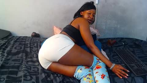 kinkynaghty online show from June 2026 12:22:01 PM