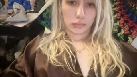 Snapshot of kinkypinky415 chatting on January 2025 01:49:01 AM Kinky Pinky online show from January 2025 01:49:01 AM