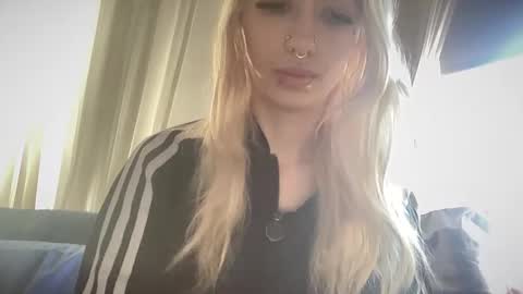 Snapshot of kinkypinky415 chatting on January 2025 10:58:02 PM Kinky Pinky online show from January 2025 10:58:02 PM