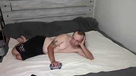 Snapshot of kinkyqueenandpet95 chatting on September 2025 03:30:02 AM kinkyqueenandpet95 online show from September 2025 03:30:02 AM