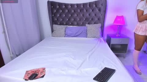 Snapshot of kinkyworld_ chatting on February 2026 02:41:02 AM FREE ONLYFANS online show from February 2026 02:41:02 AM