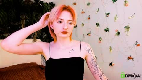 Snapshot of kira__cutie chatting on May 2026 11:12:03 PM Kira online show from May 2026 11:12:03 PM