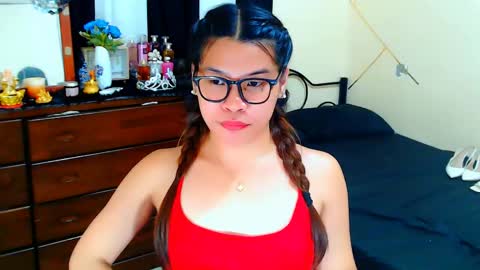Snapshot of kira_amethyst chatting on March 2026 02:16:01 AM KIRA online show from March 2026 02:16:01 AM