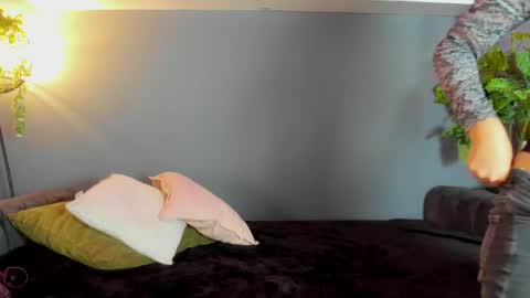 Snapshot of kira_exe chatting on April 2026 11:37:01 AM kira_exe online show from April 2026 11:37:01 AM