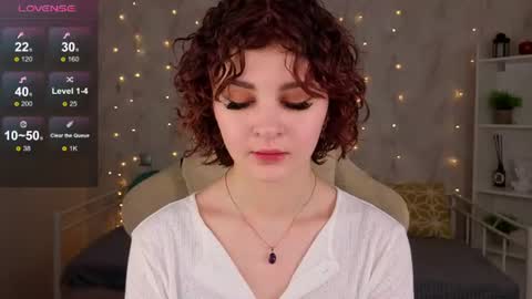 Snapshot of kira_fluffy chatting on June 2026 02:24:02 AM Kira online show from June 2026 02:24:02 AM