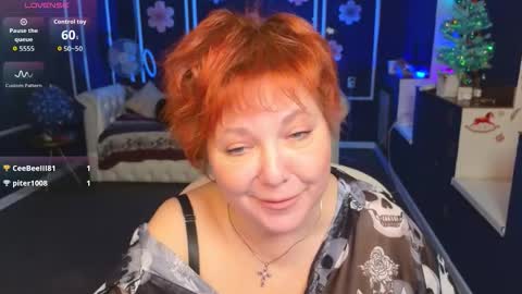 Kira Kennet online show from December 2025 08:43:01 AM