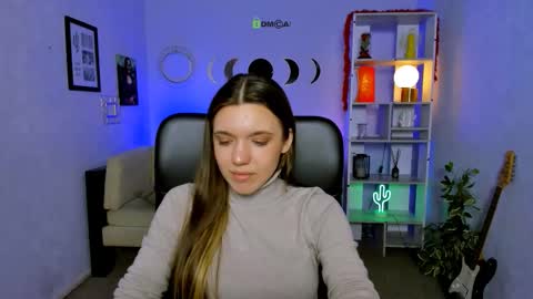 Kira  online show from March 2026 07:24:02 AM