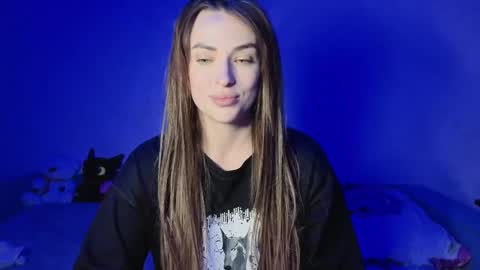 Snapshot of kira_love1 chatting on May 2026 07:44:02 PM Kira love1 online show from May 2026 07:44:02 PM