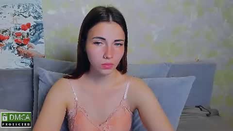 Kira  online show from June 2026 06:53:02 PM