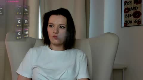 kira_rogerss online show from April 2026 09:40:02 AM