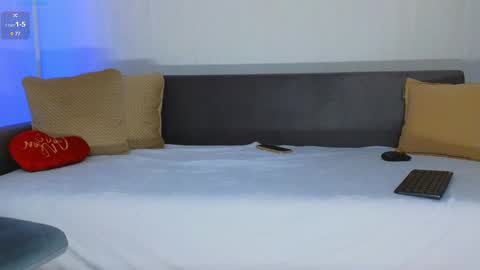 Kira online show from February 2025 10:30:01 PM