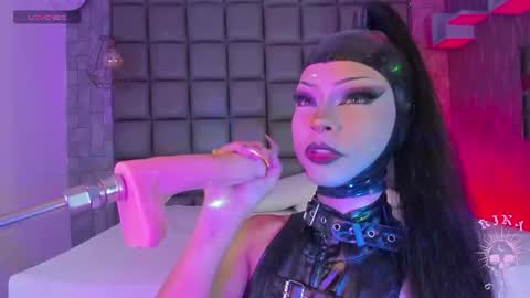 Kira  online show from July 2026 04:49:01 AM
