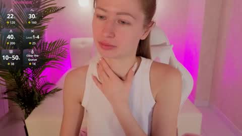 Snapshot of kirabradshow chatting on January 2026 01:10:02 AM Bella online show from January 2026 01:10:02 AM