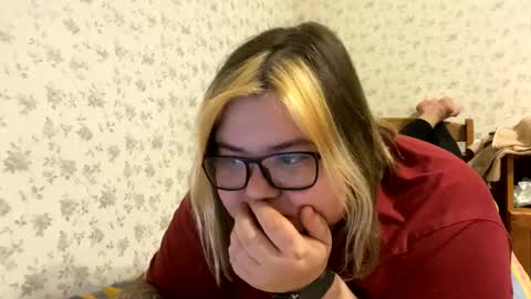 Snapshot of kiracobb chatting on December 2024 06:31:01 PM Just Kira online show from December 2024 06:31:01 PM