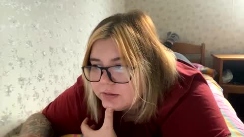 Snapshot of kiracobb chatting on December 2024 07:00:01 AM Just Kira online show from December 2024 07:00:01 AM