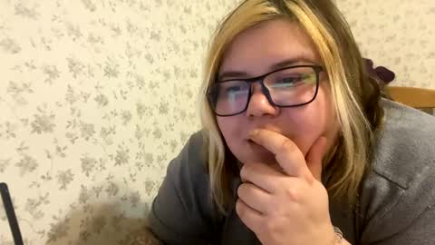 Snapshot of kiracobb chatting on January 2025 05:20:01 PM Just Kira online show from January 2025 05:20:01 PM