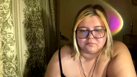 Snapshot of kiracobb chatting on January 2025 02:21:02 PM Just Kira online show from January 2025 02:21:02 PM