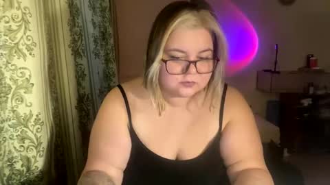 Snapshot of kiracobb chatting on January 2025 01:30:01 PM Just Kira online show from January 2025 01:30:01 PM