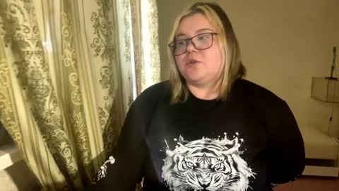 Snapshot of kiracobb chatting on March 2025 01:17:02 PM Just Kira online show from March 2025 01:17:02 PM