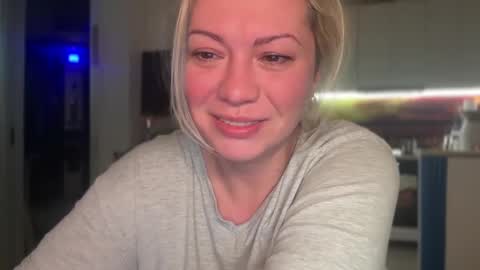 KiraDivine online show from January 2025 07:24:01 PM