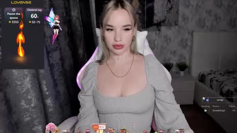 kirakrox online show from October 2025 07:15:01 PM