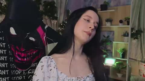 Kira    online show from March 2025 05:33:02 PM