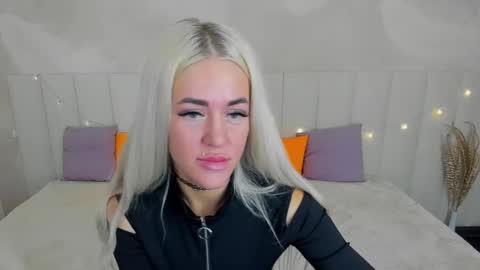 Kira online show from March 2025 02:36:02 AM