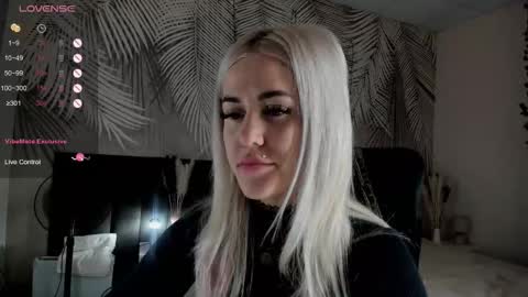 Kira online show from March 2026 02:05:02 AM