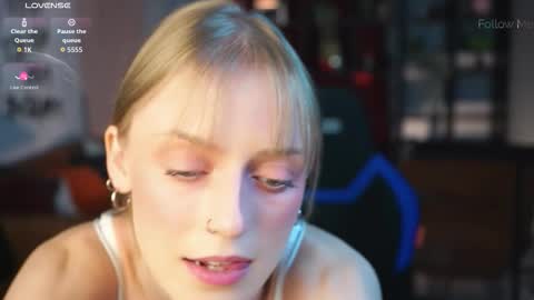 Snapshot of kiramontoyaa chatting on February 2026 02:51:01 AM Kira online show from February 2026 02:51:01 AM