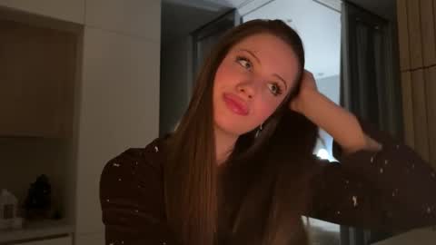 Kira online show from January 2026 04:33:01 PM