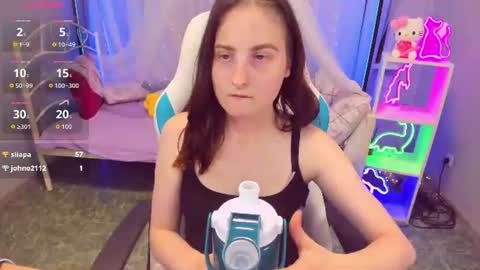 KiraParker online show from June 2026 06:17:02 PM