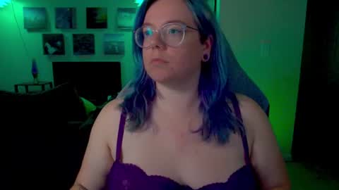 Snapshot of kiraspitqueen chatting on July 2026 03:52:02 AM KiraSpitQueen online show from July 2026 03:52:02 AM