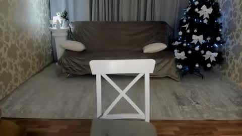 Snapshot of kiratempt chatting on December 2025 11:50:01 AM Kira online show from December 2025 11:50:01 AM