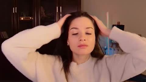 Snapshot of kiravair chatting on November 2025 06:12:02 AM kiravair online show from November 2025 06:12:02 AM