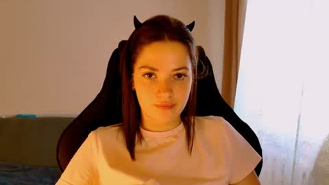 Snapshot of kiravair chatting on June 2026 09:19:02 AM kiravair online show from June 2026 09:19:02 AM