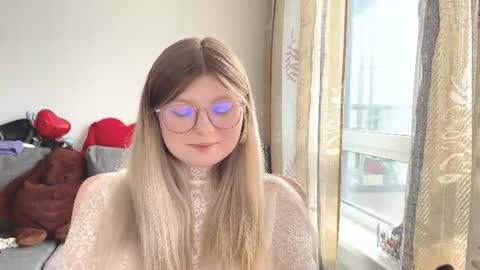 Snapshot of kirayume chatting on June 2026 01:33:01 AM KiraYume online show from June 2026 01:33:01 AM