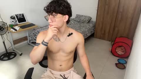 Snapshot of kisan_smith chatting on January 2025 03:03:01 PM Kisan online show from January 2025 03:03:01 PM