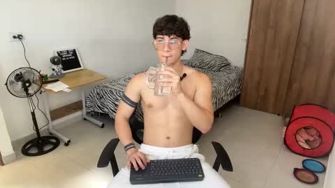 Snapshot of kisan_smith chatting on January 2025 03:58:01 PM Kisan online show from January 2025 03:58:01 PM