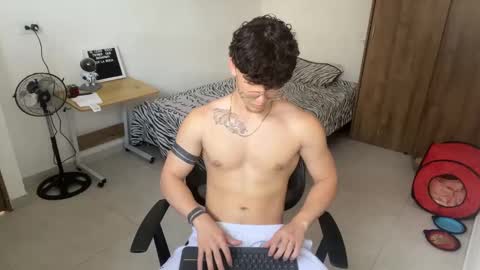 Snapshot of kisan_smith chatting on January 2025 09:20:01 PM Kisan online show from January 2025 09:20:01 PM