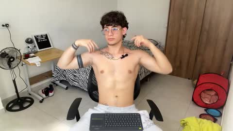 Snapshot of kisan_smith chatting on January 2025 04:07:01 PM Kisan online show from January 2025 04:07:01 PM