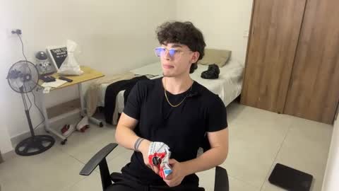 Snapshot of kisan_smith chatting on February 2025 03:01:01 AM Kisan online show from February 2025 03:01:01 AM