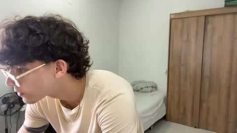 Snapshot of kisan_smith chatting on February 2025 03:09:02 AM Kisan online show from February 2025 03:09:02 AM