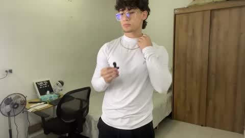 Snapshot of kisan_smith chatting on February 2025 02:51:02 AM Kisan online show from February 2025 02:51:02 AM