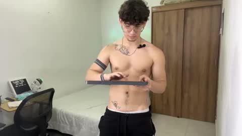 Snapshot of kisan_smith chatting on February 2025 05:55:01 AM Kisan online show from February 2025 05:55:01 AM