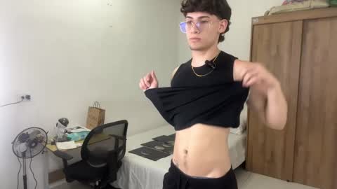 Snapshot of kisan_smith chatting on February 2025 02:50:02 AM Kisan online show from February 2025 02:50:02 AM