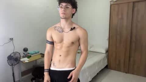 Snapshot of kisan_smith chatting on March 2025 03:10:02 AM Kisan online show from March 2025 03:10:02 AM