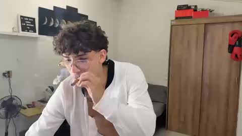 Snapshot of kisan_smith chatting on September 2025 05:09:01 AM Kisan online show from September 2025 05:09:01 AM