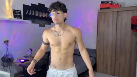 Snapshot of kisan_smith chatting on September 2025 04:36:02 AM Kisan online show from September 2025 04:36:02 AM